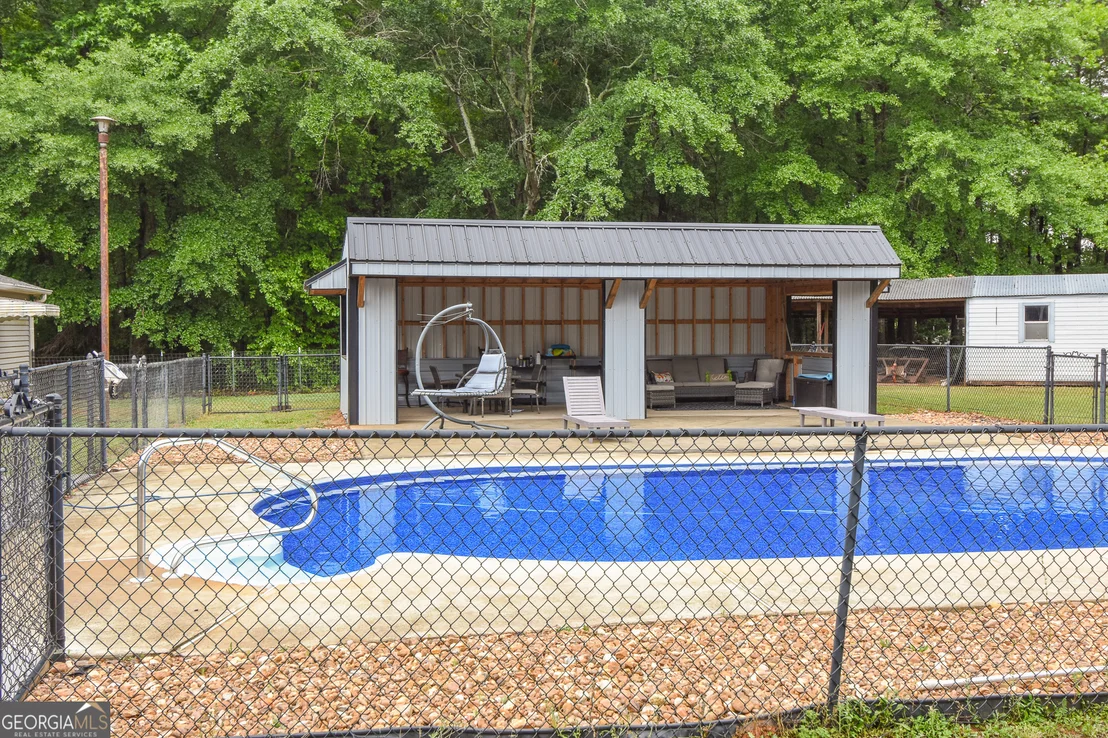 Photo of 1579 Van Buren Road