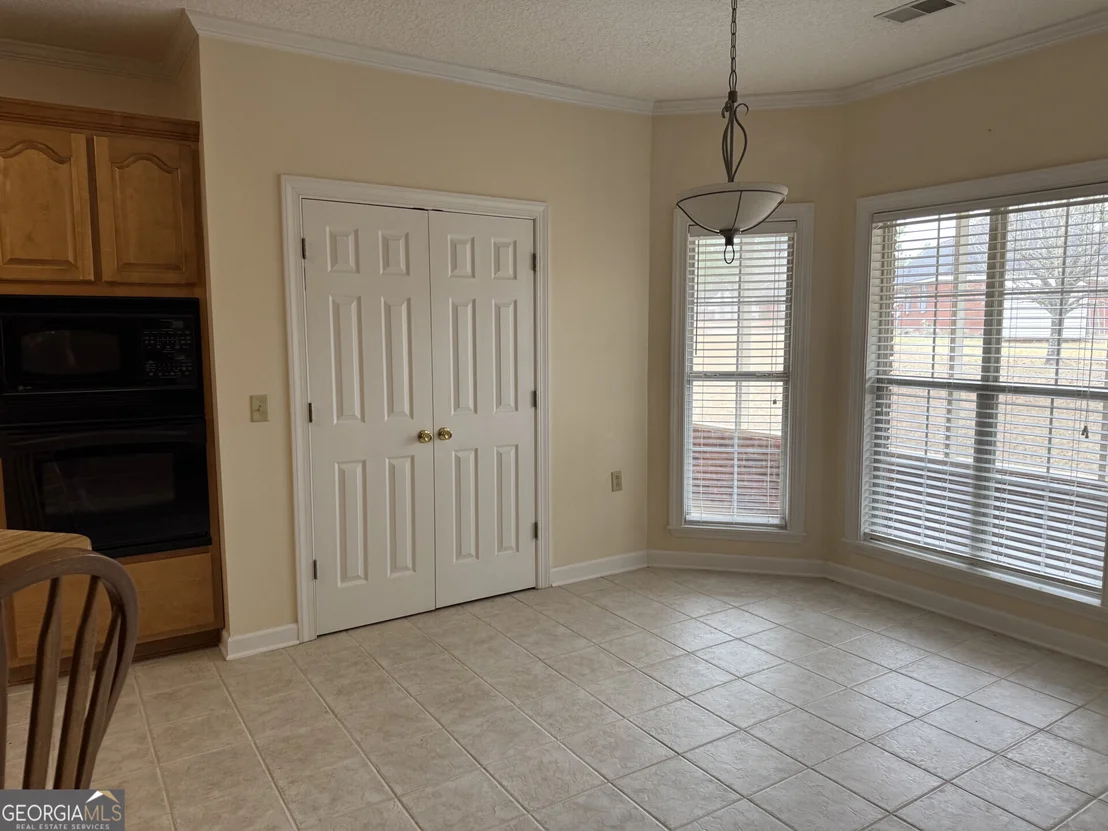 Photo of 102 Oak Circle