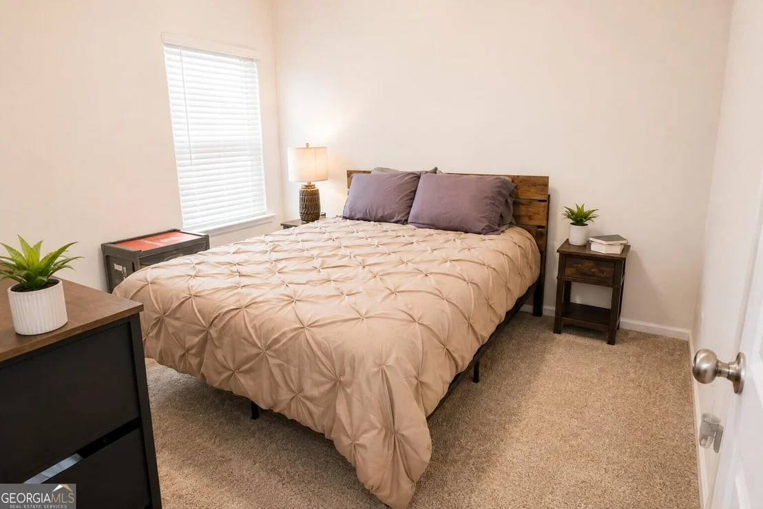 Photo of 1568 Arnold Drive SE