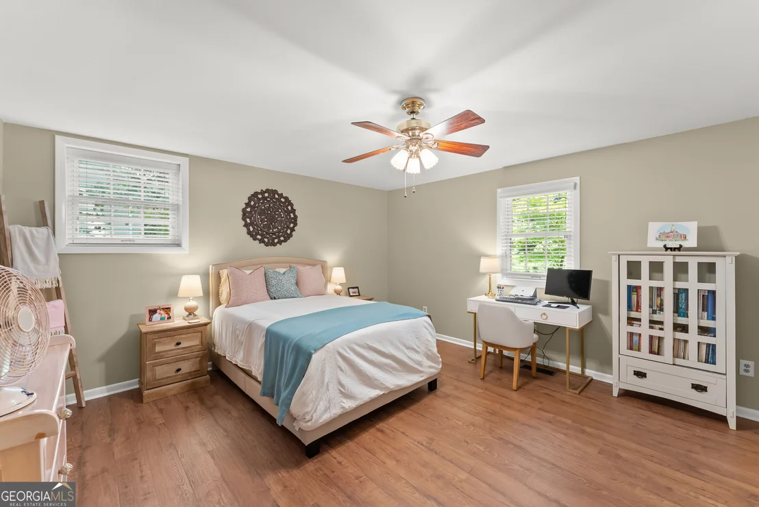 Photo of 290 Cochran Drive