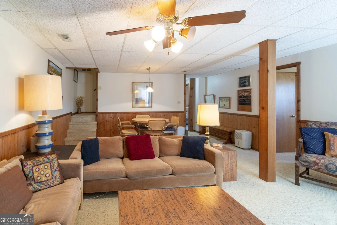 Photo of 722 Woodbrier