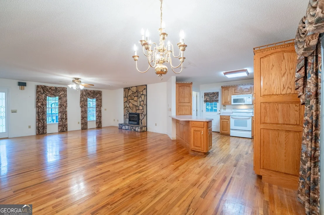 Photo of 1327 Pinnacle Drive
