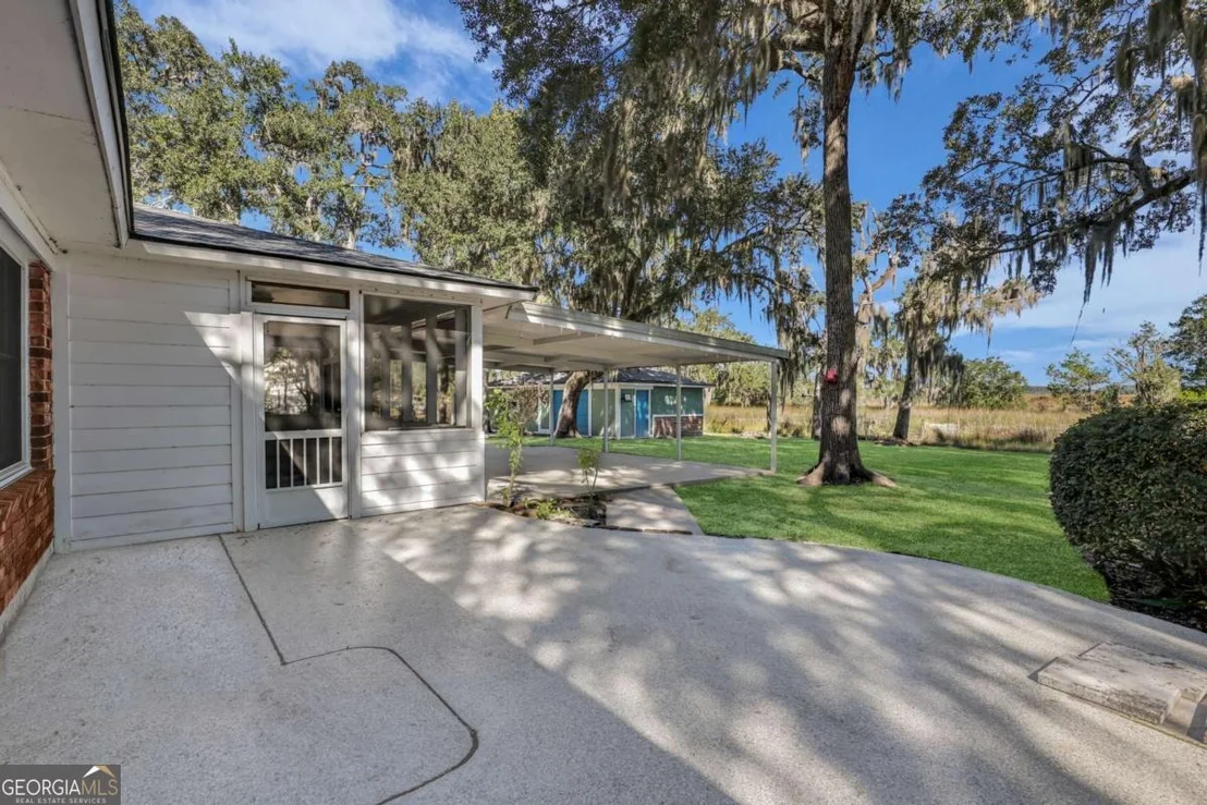 Photo of 1613 Lake Drive