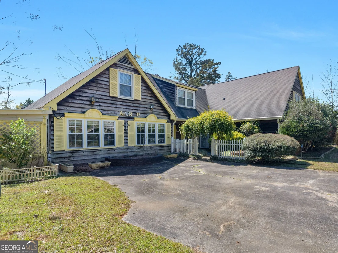 Photo of 209 Founders Drive