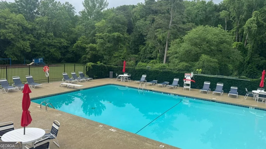 Photo of 4291 Farmbrook Lane NE