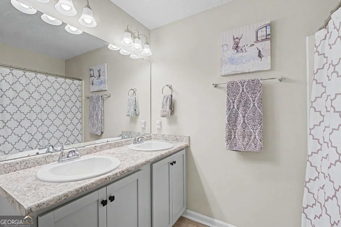 Photo of 122 Bellevue Boulevard