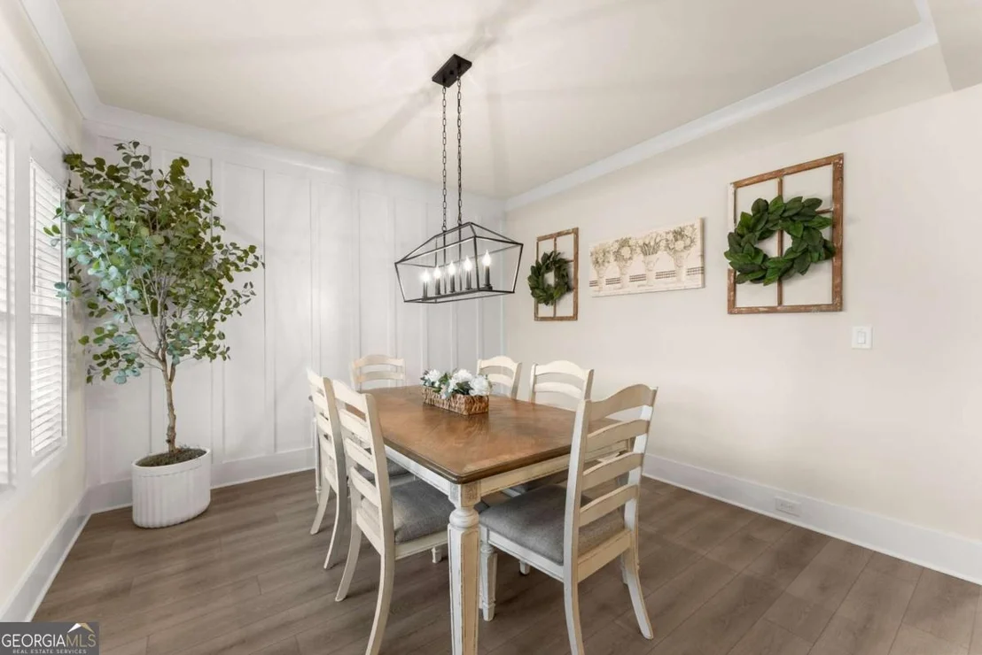 Photo of 5366 Windridge Parkway