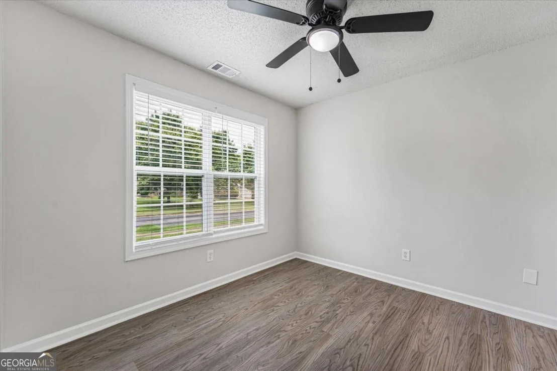 Photo of 1312 Vine Circle