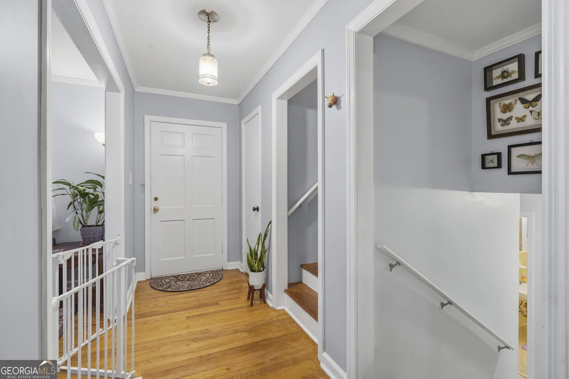 Photo of 1179 Matthews Place