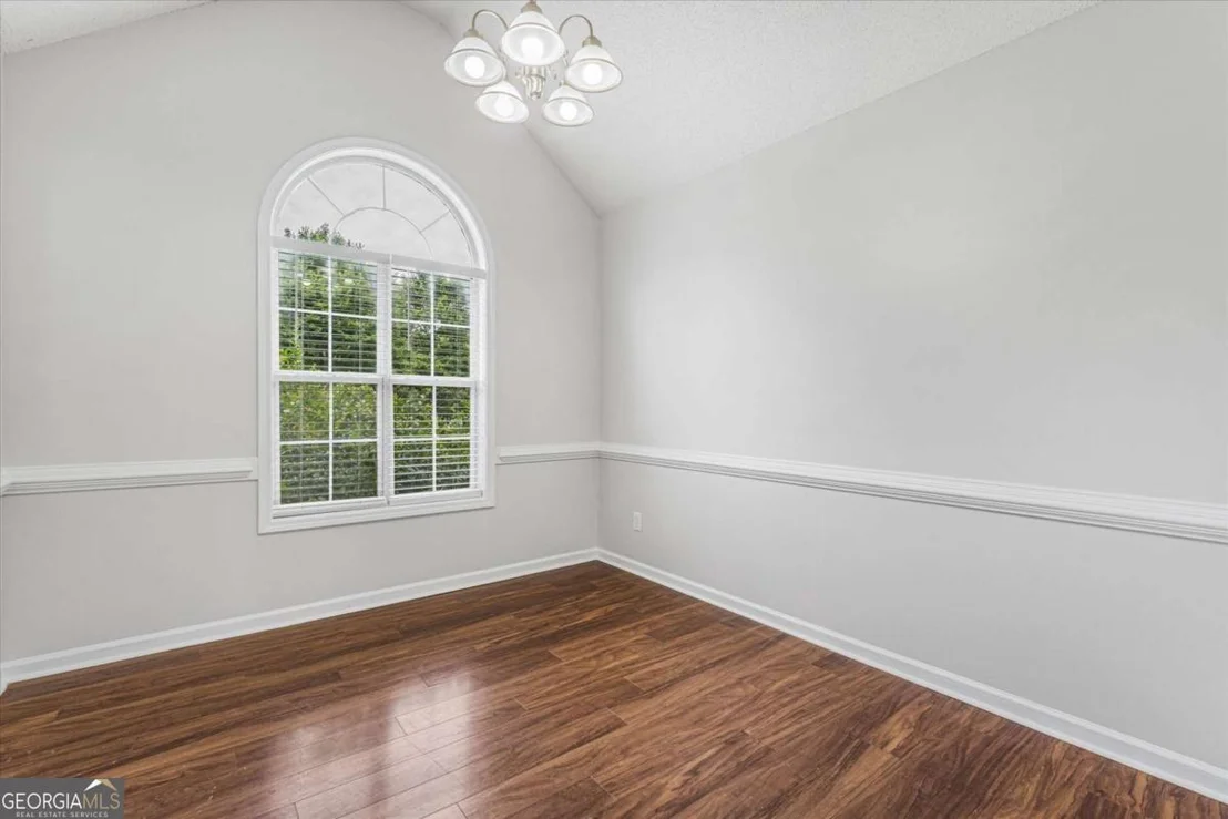 Photo of 1312 Vine Circle
