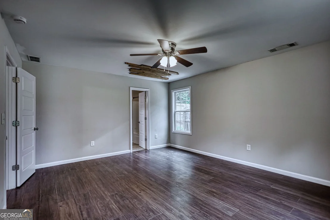 Photo of 1020 Flat Rock Road