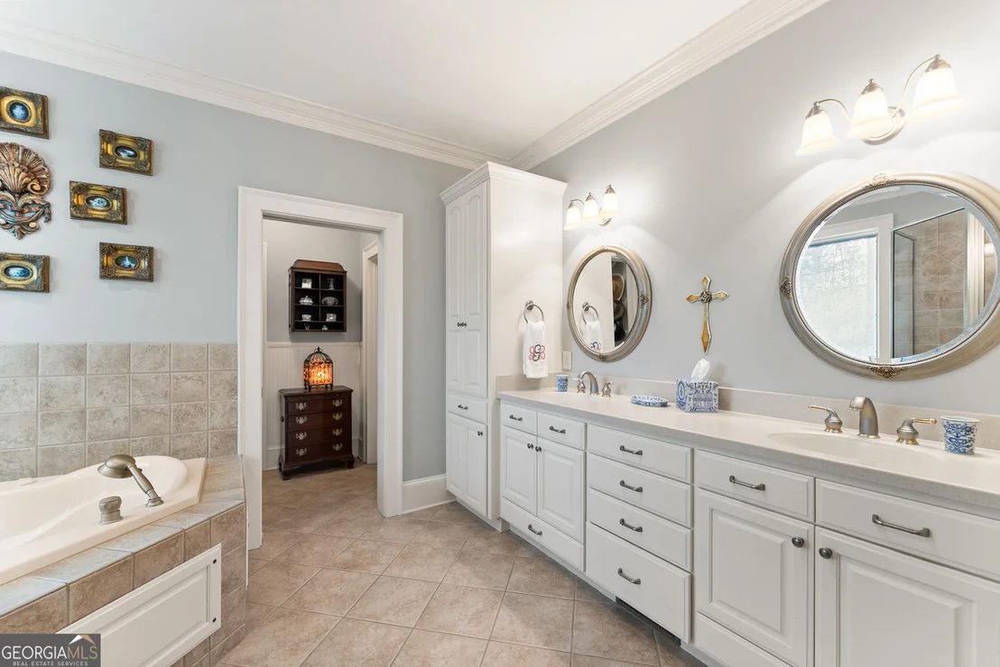 Photo of 650 Northwind