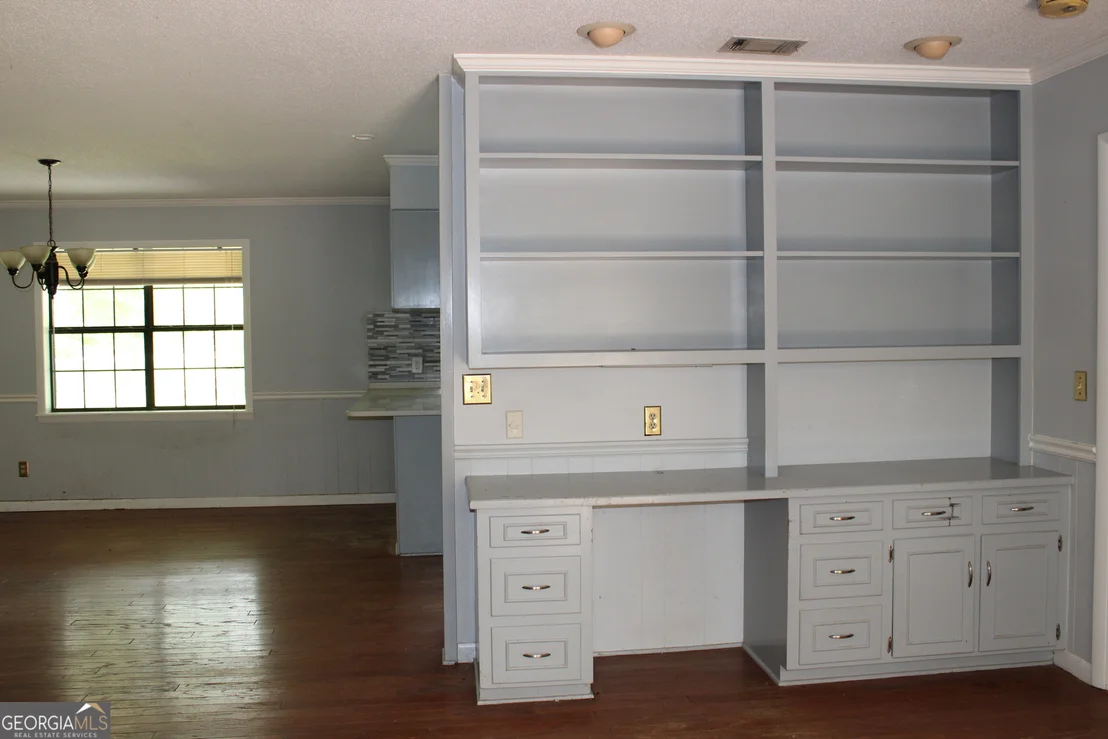 Photo of 338 Lakeview Drive