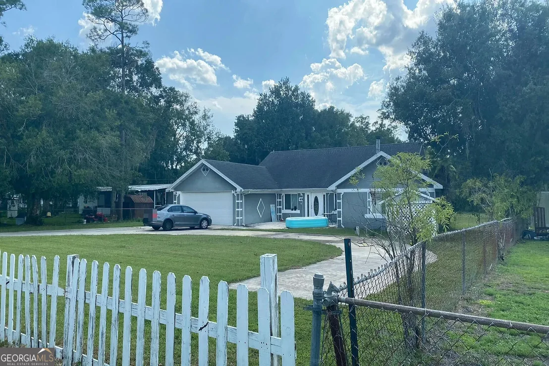 Photo of 418 Glenn Road