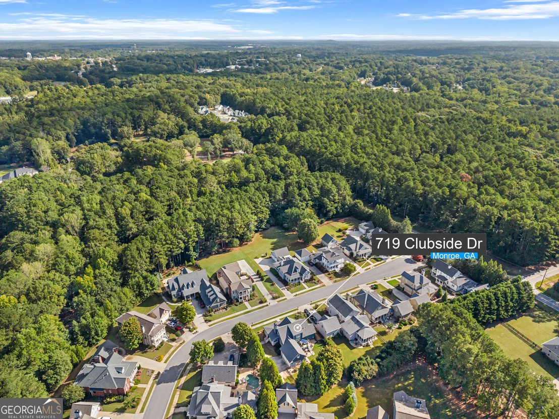 Photo of 719 Clubside Drive