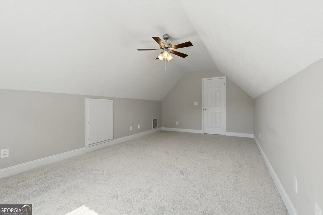Photo of 155 Oak Hill Circle