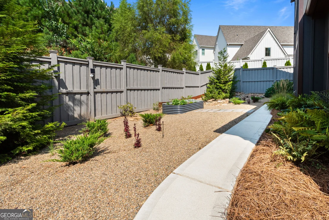 Photo of 220 Arbor Garden Circle