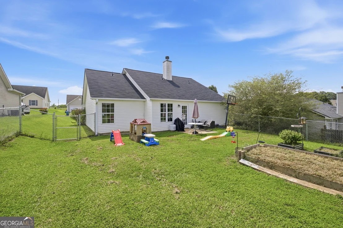 Photo of 121 Crest View Drive