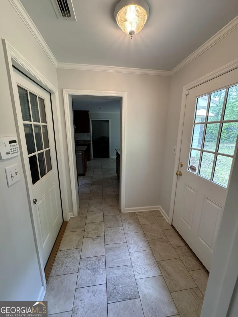Photo of 355 Summerhill Road