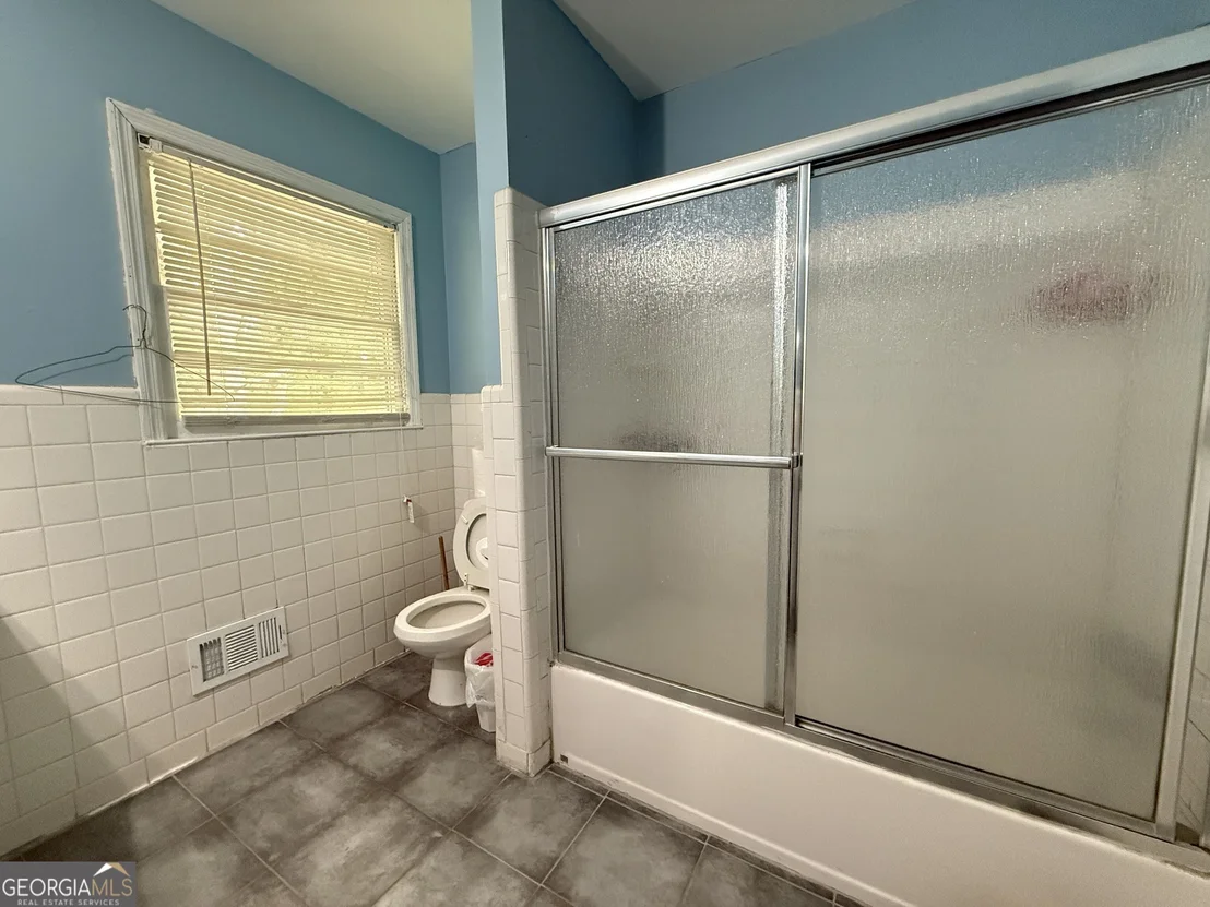 Photo of 5941 Pinecreek Road