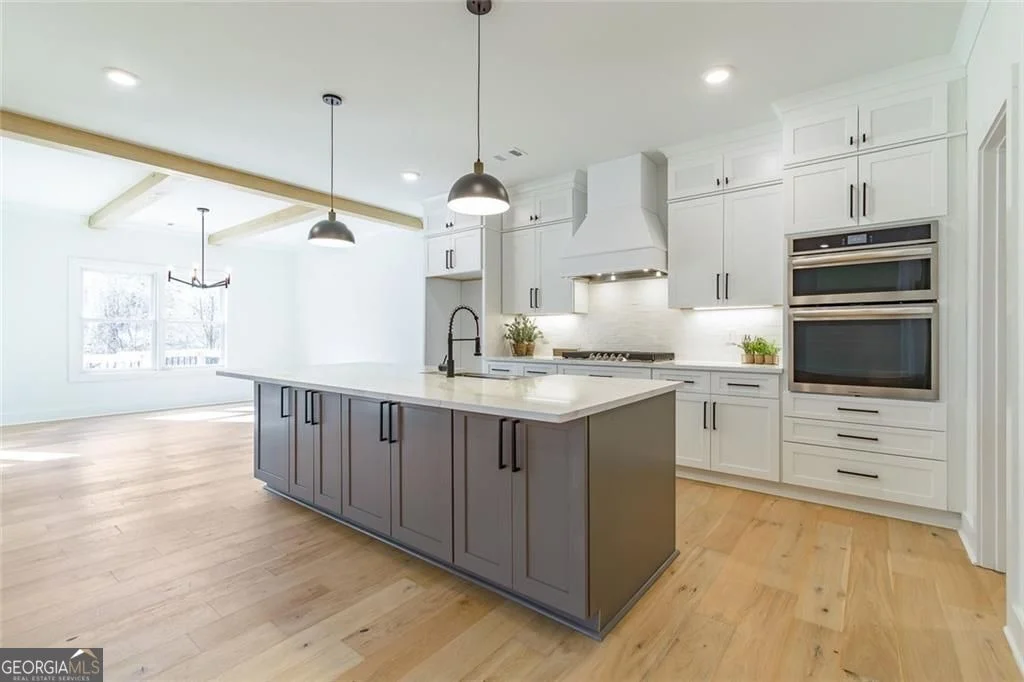 Photo of 5808 Swinging Gate Road
