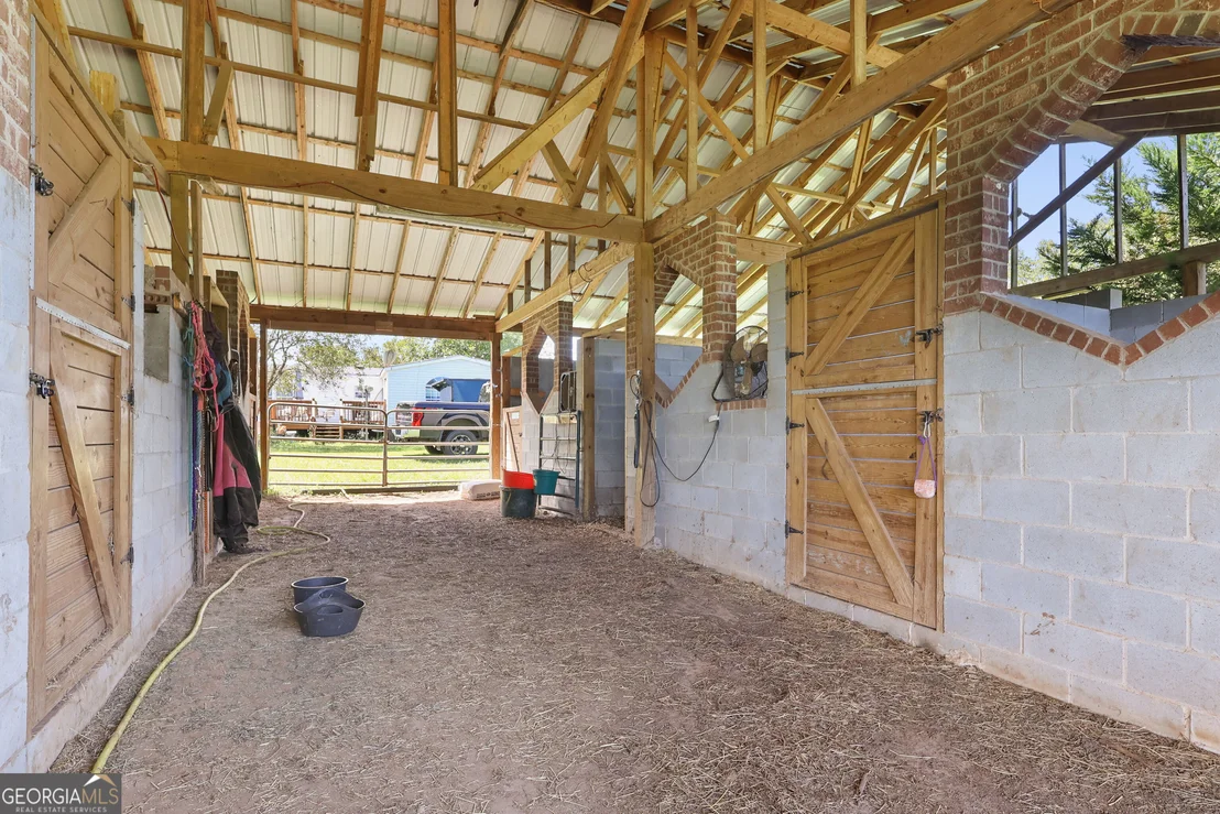 Photo of 383 Jones Road