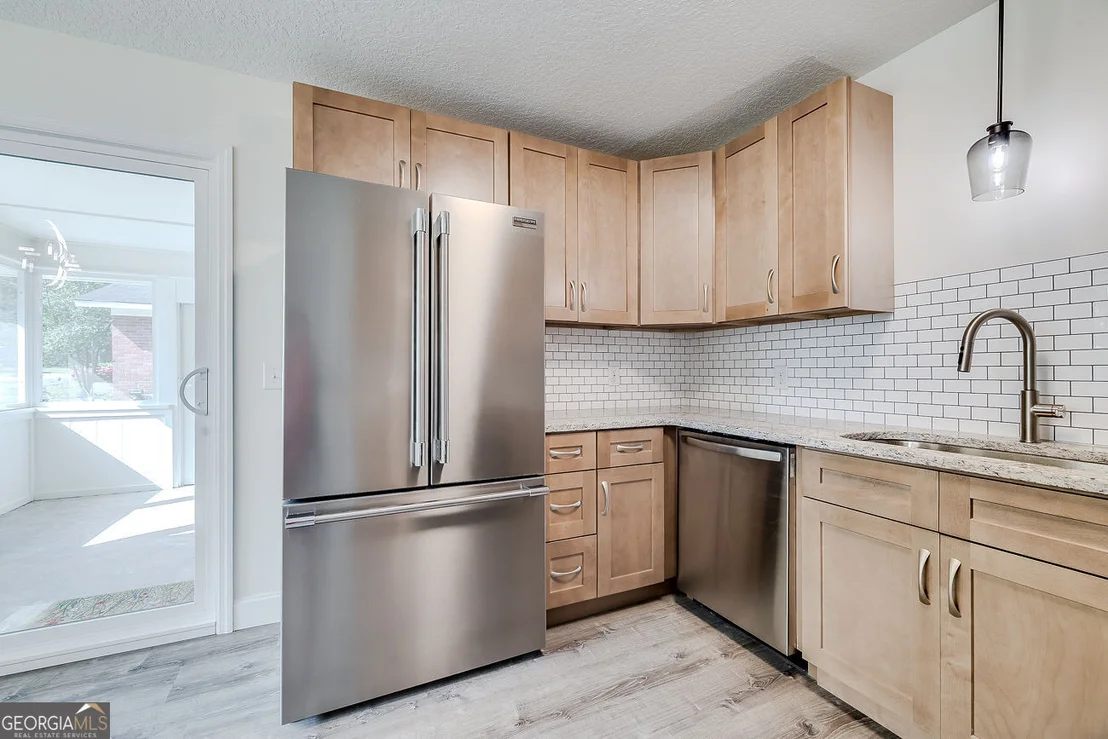 Photo of 308 E 4th Street