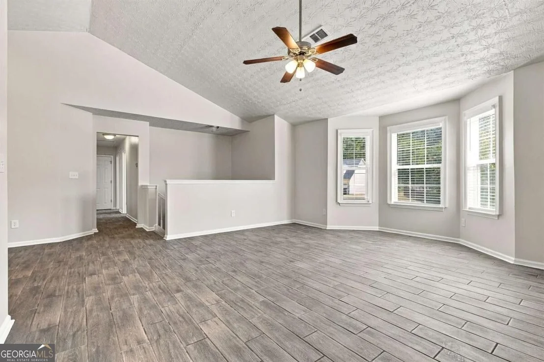 Photo of 90 Green Commons Drive