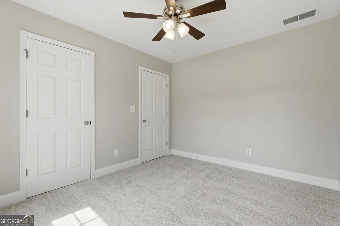 Photo of 155 Oak Hill Circle