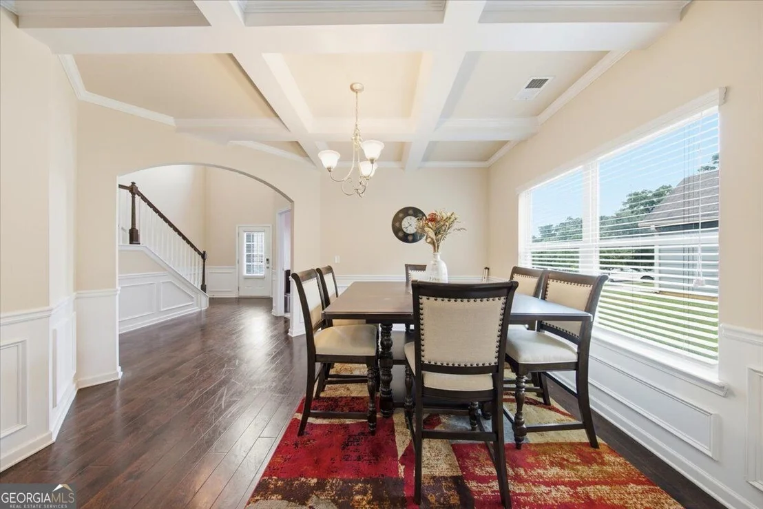 Photo of 1126 Paramount Drive