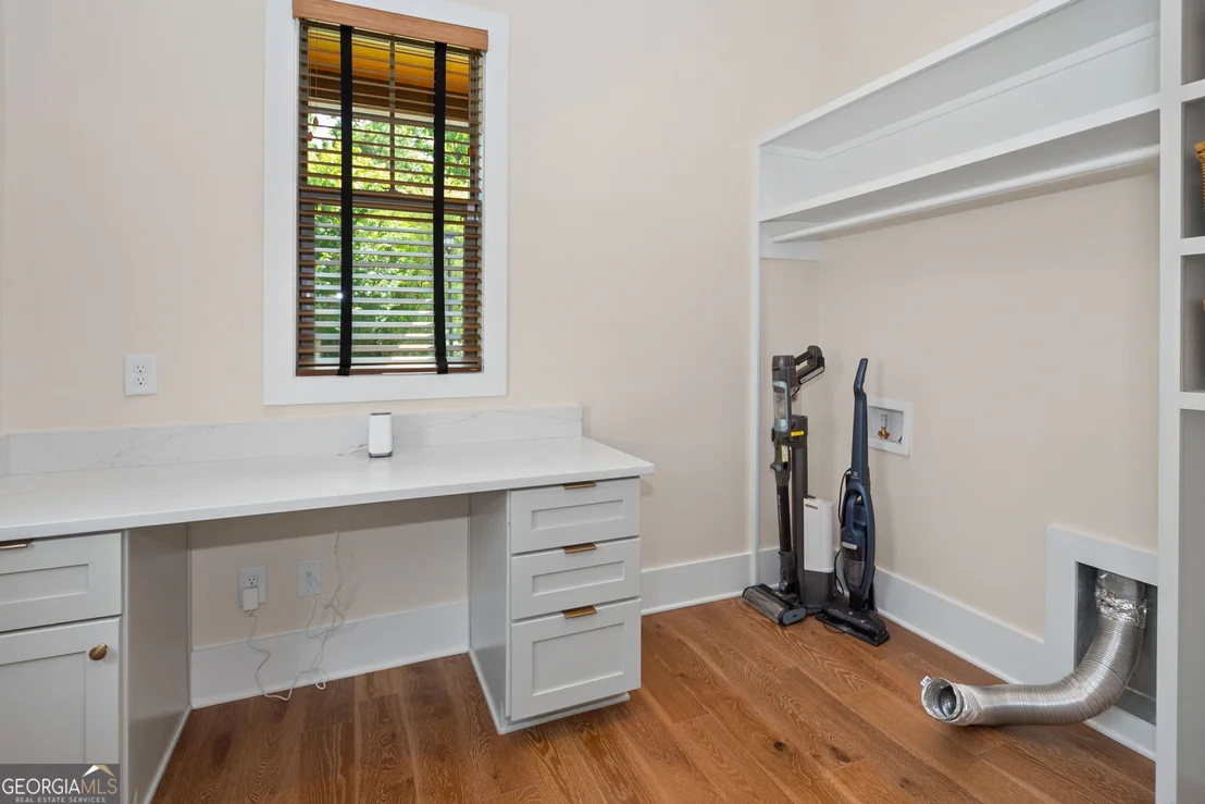 Photo of 220 Arbor Garden Circle