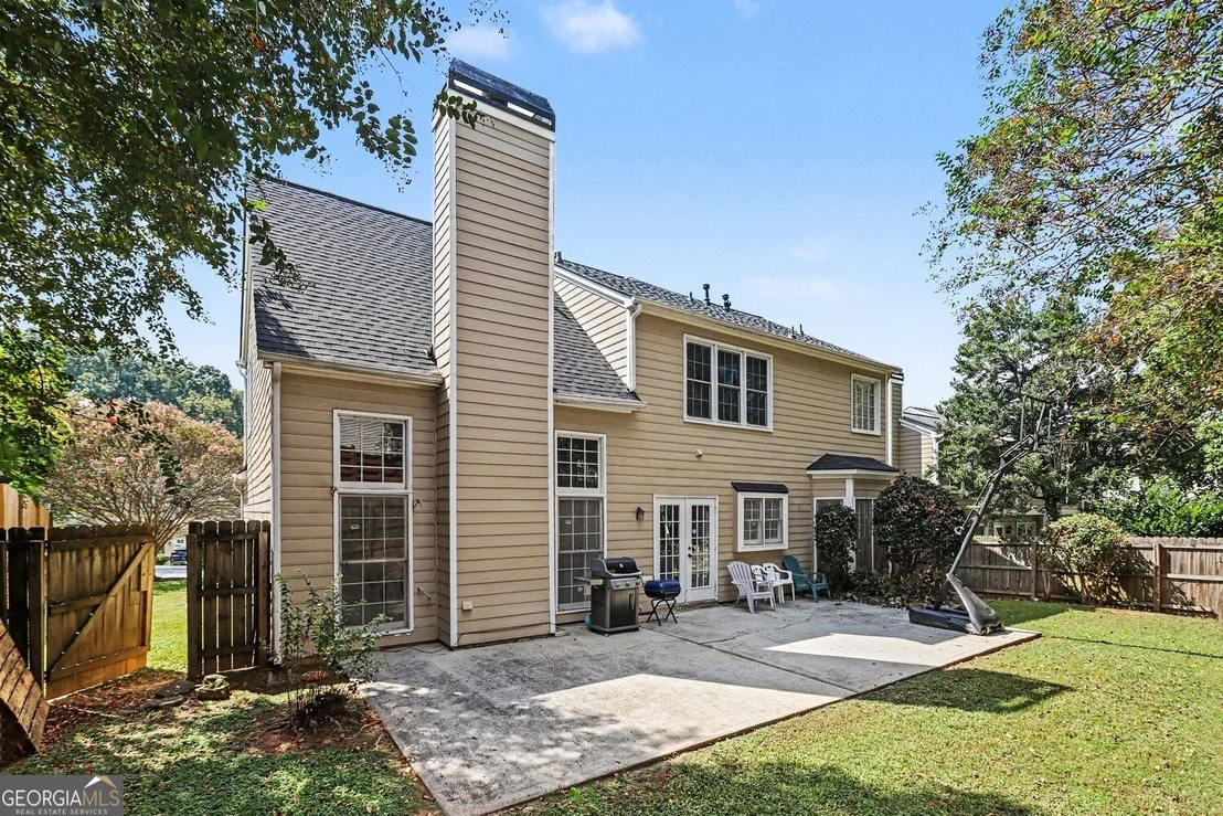 Photo of 3725 Longlake Drive