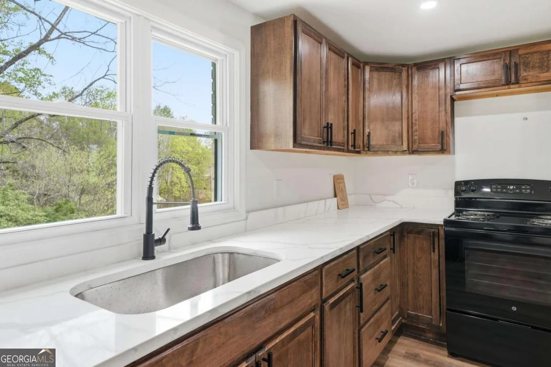 Photo of 3011 Refuge Road