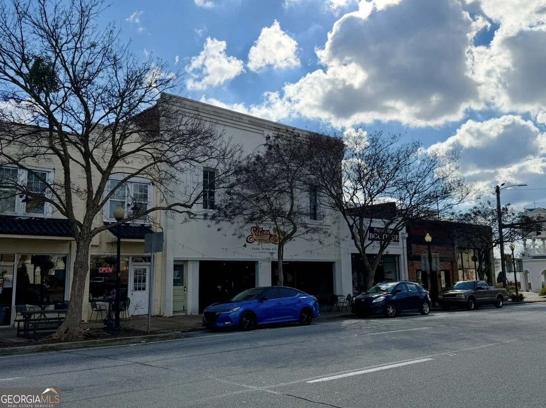 Photo of 40 Edgewood Avenue