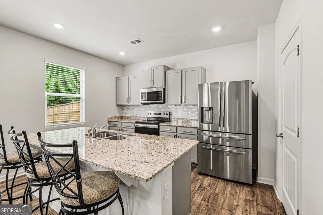 Photo of 8233 Bluewater Drive