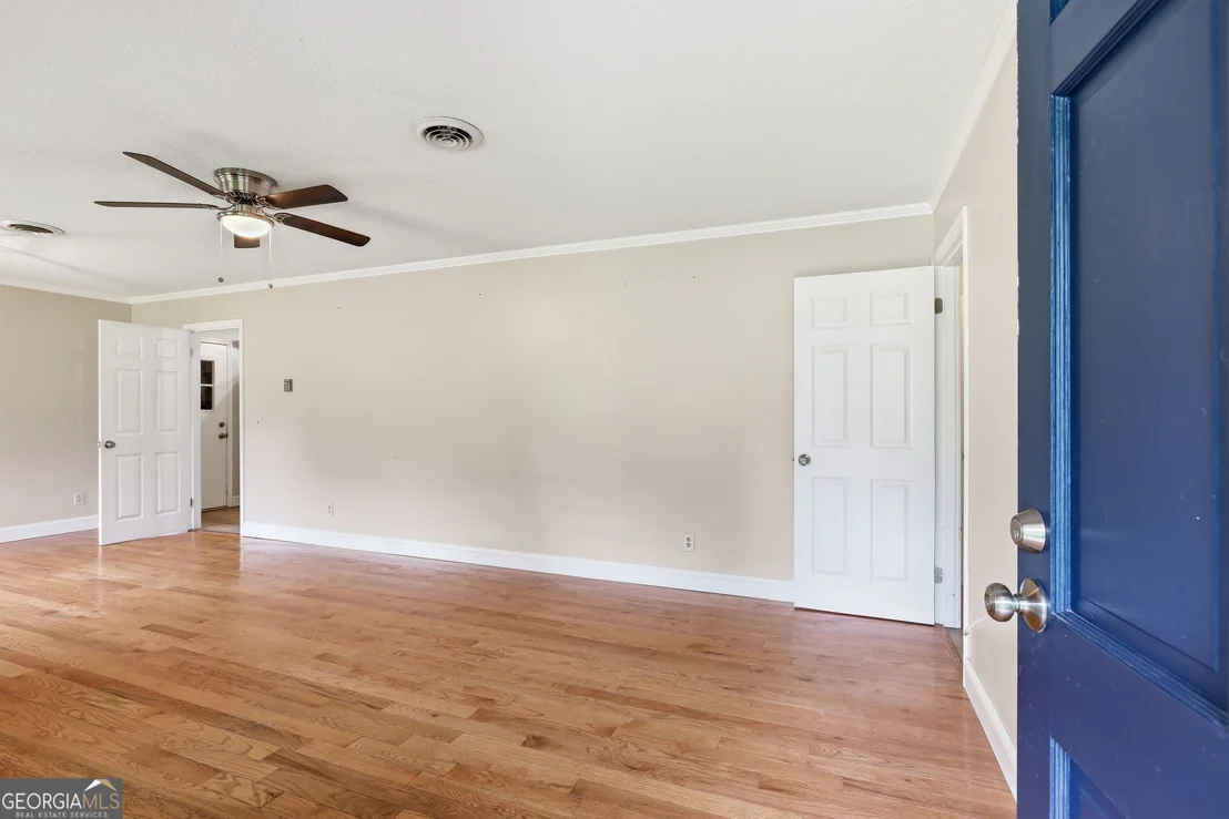 Photo of 128 Scott Circle