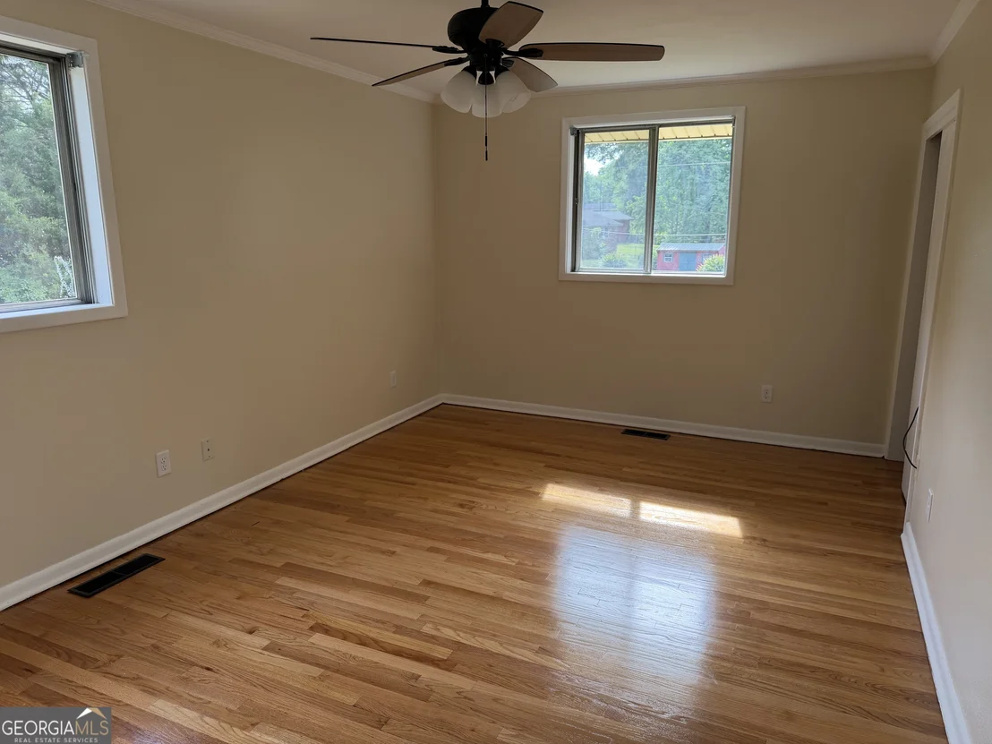 Photo of 105 Westview Drive