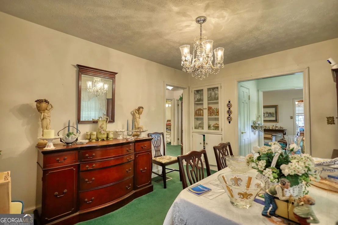 Photo of 982 Highland Circle SE