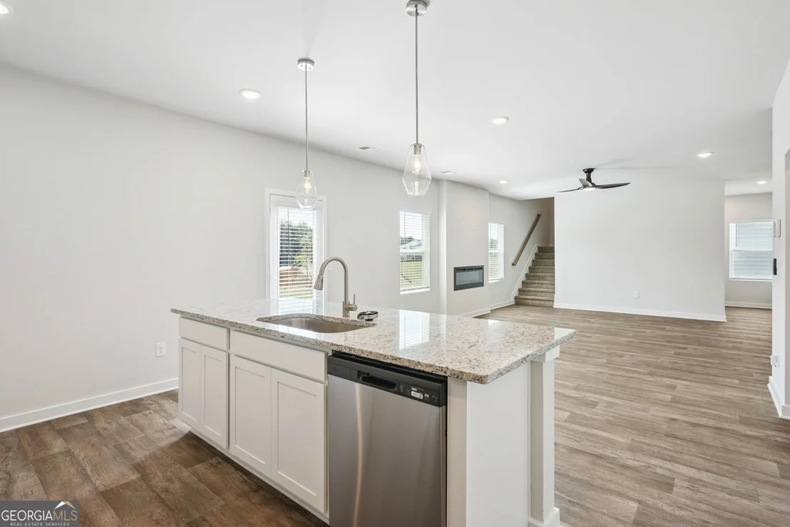Photo of 439 ORWELL Drive