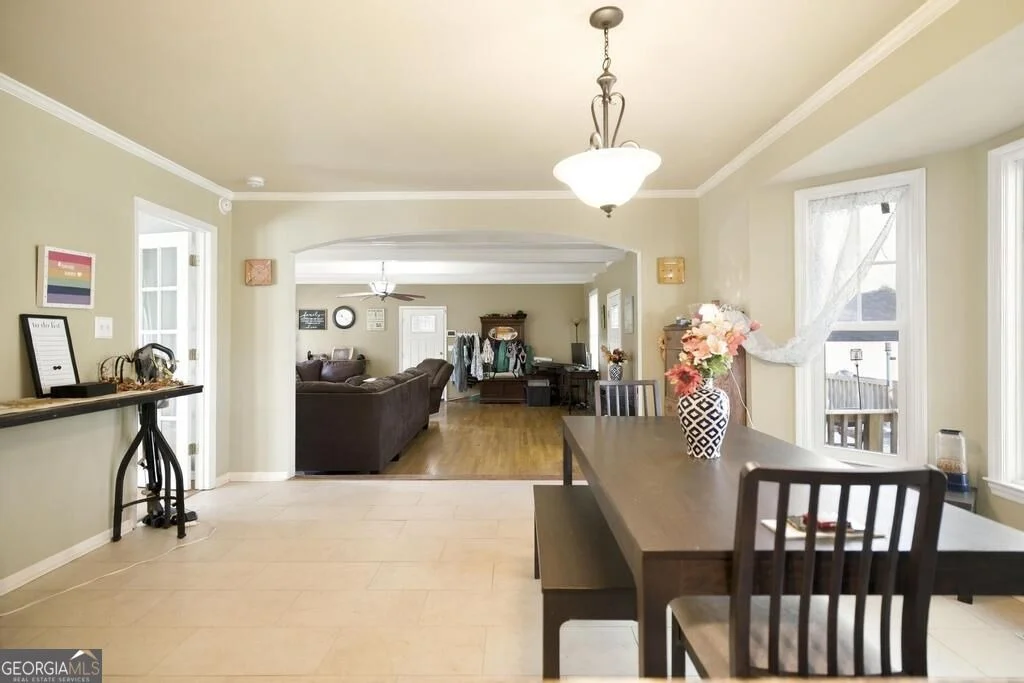 Photo of 396 Luton Pl