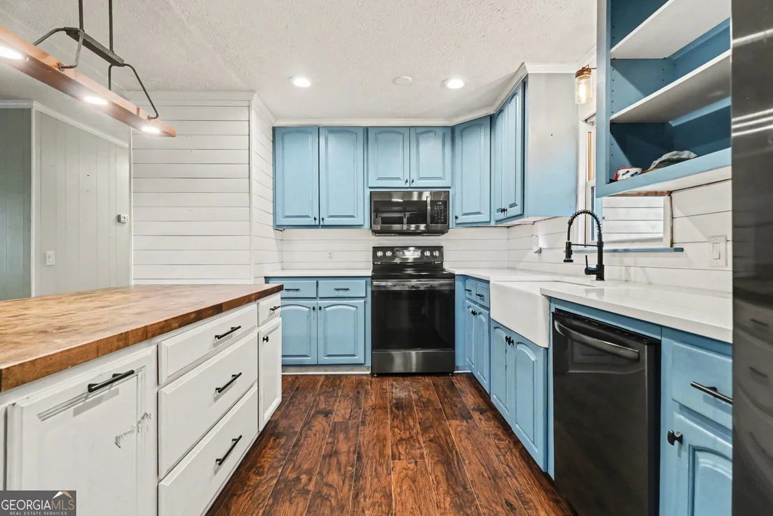 Photo of 941 Kingston Highway