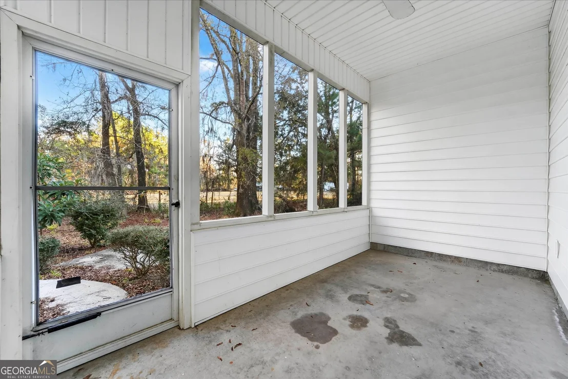 Photo of 1047 Juniper Lane