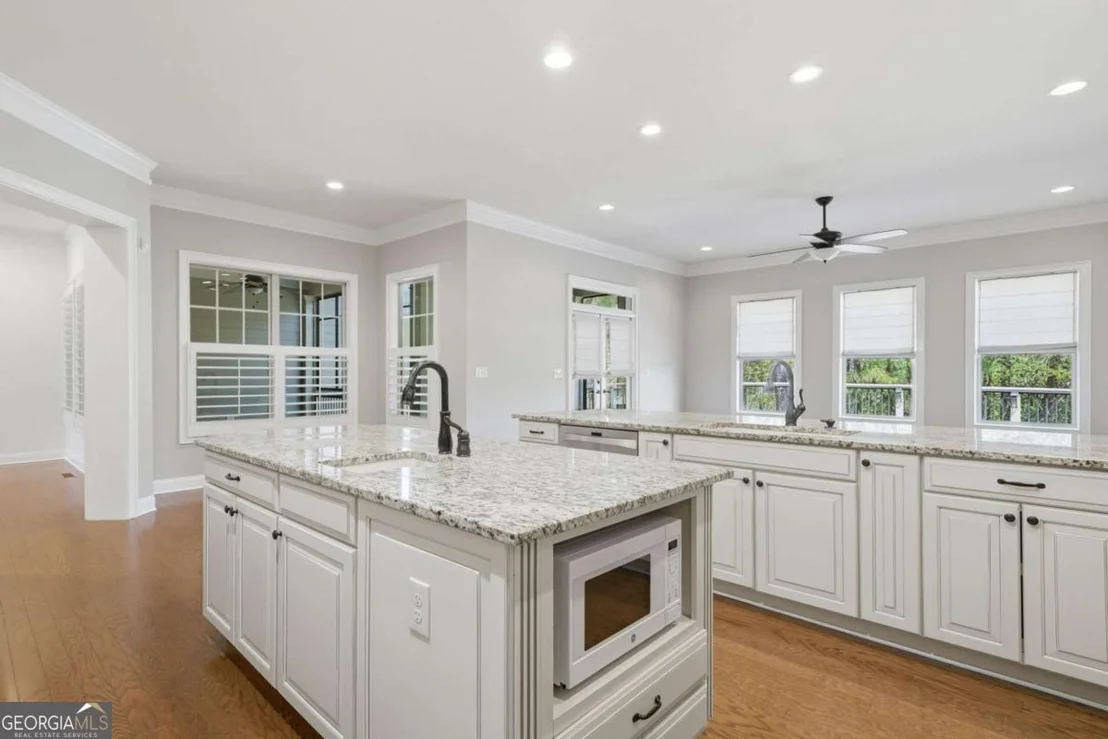 Photo of 655 Hemlock Trail