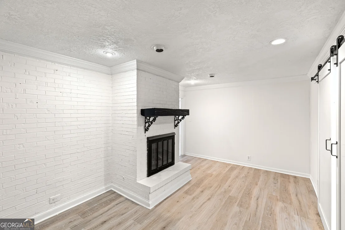 Photo of 3120 Edinburgh Drive