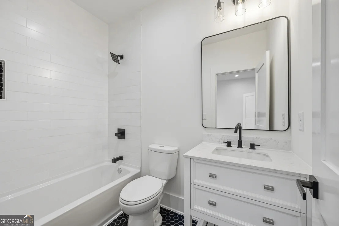 Photo of 63 Mortimer Street