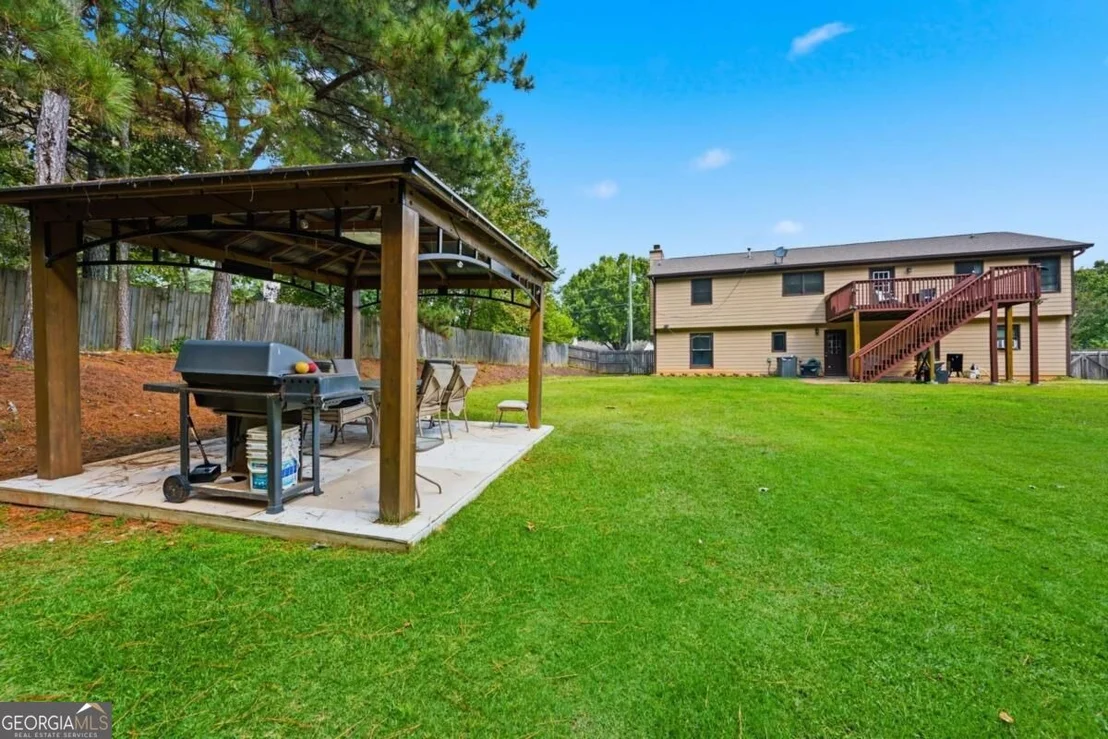 Photo of 1490 Chalet Circle