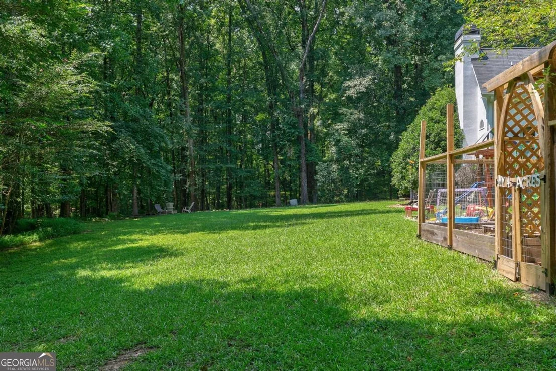 Photo of 152 Thornhill Drive