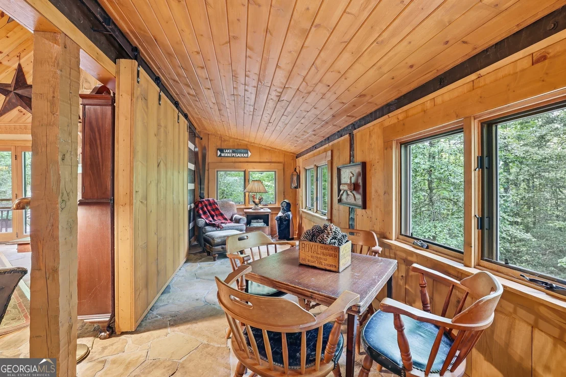 Photo of 320 Sweetwater Drive