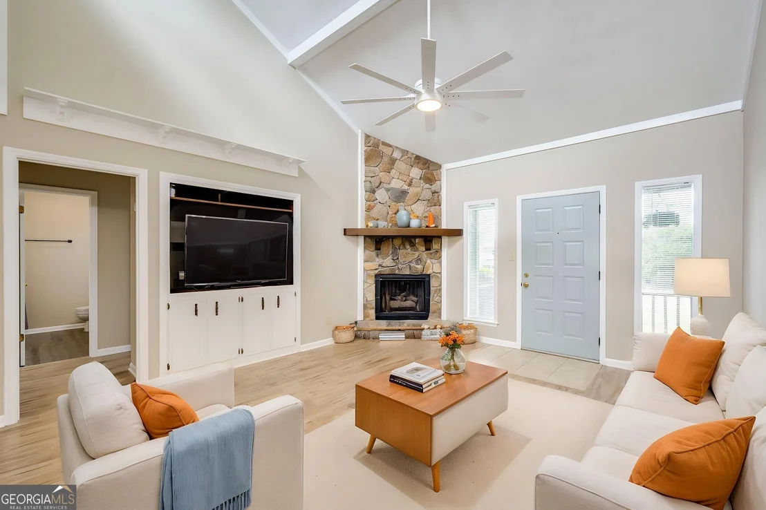 Photo of 353 Stagecoach Way
