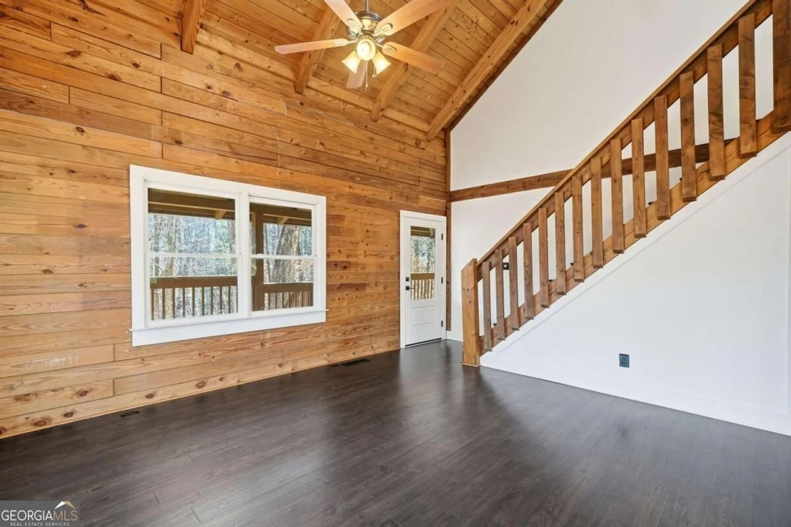 Photo of 437 Twin Lakes Drive